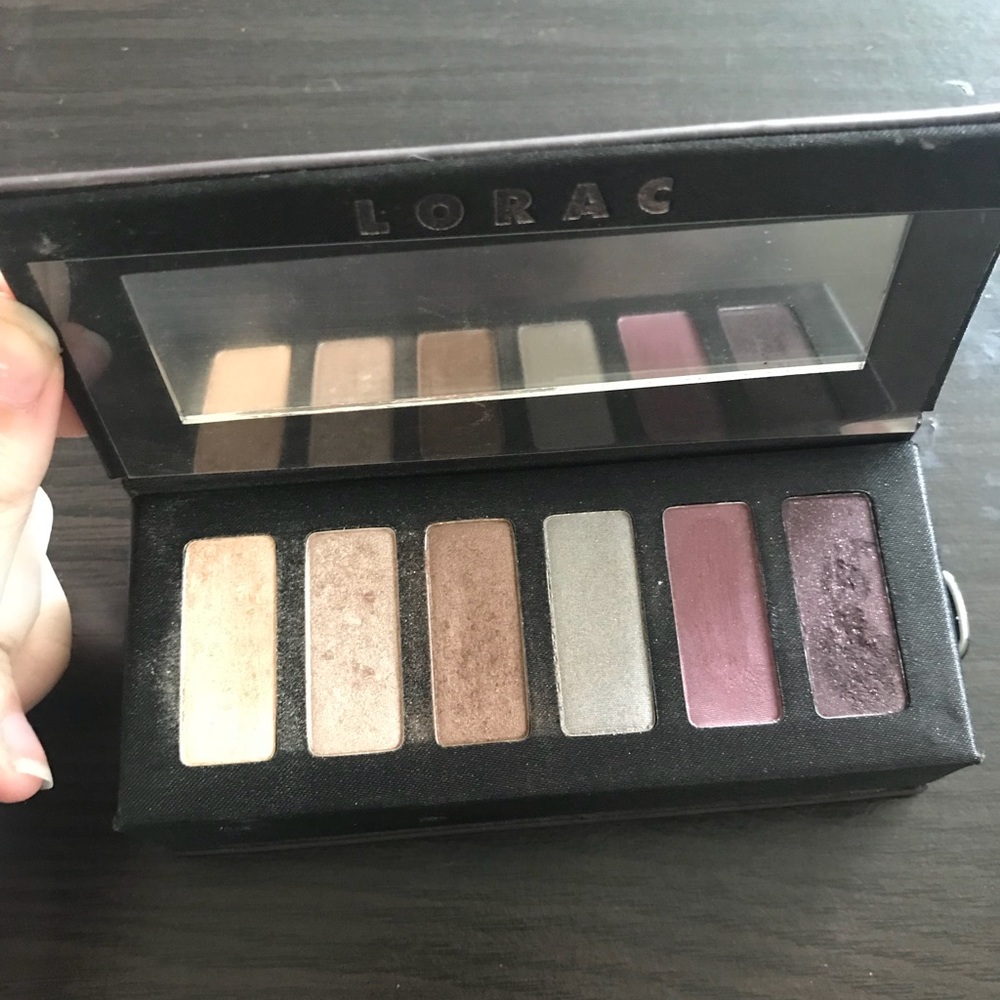 Lorac Private Affair Palette with brush